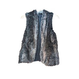 🛍️Maurices Faux Fur & Knitted Sweater Vest Size Large